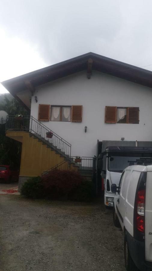 Il Dehors Apartamento Champdepraz Exterior foto